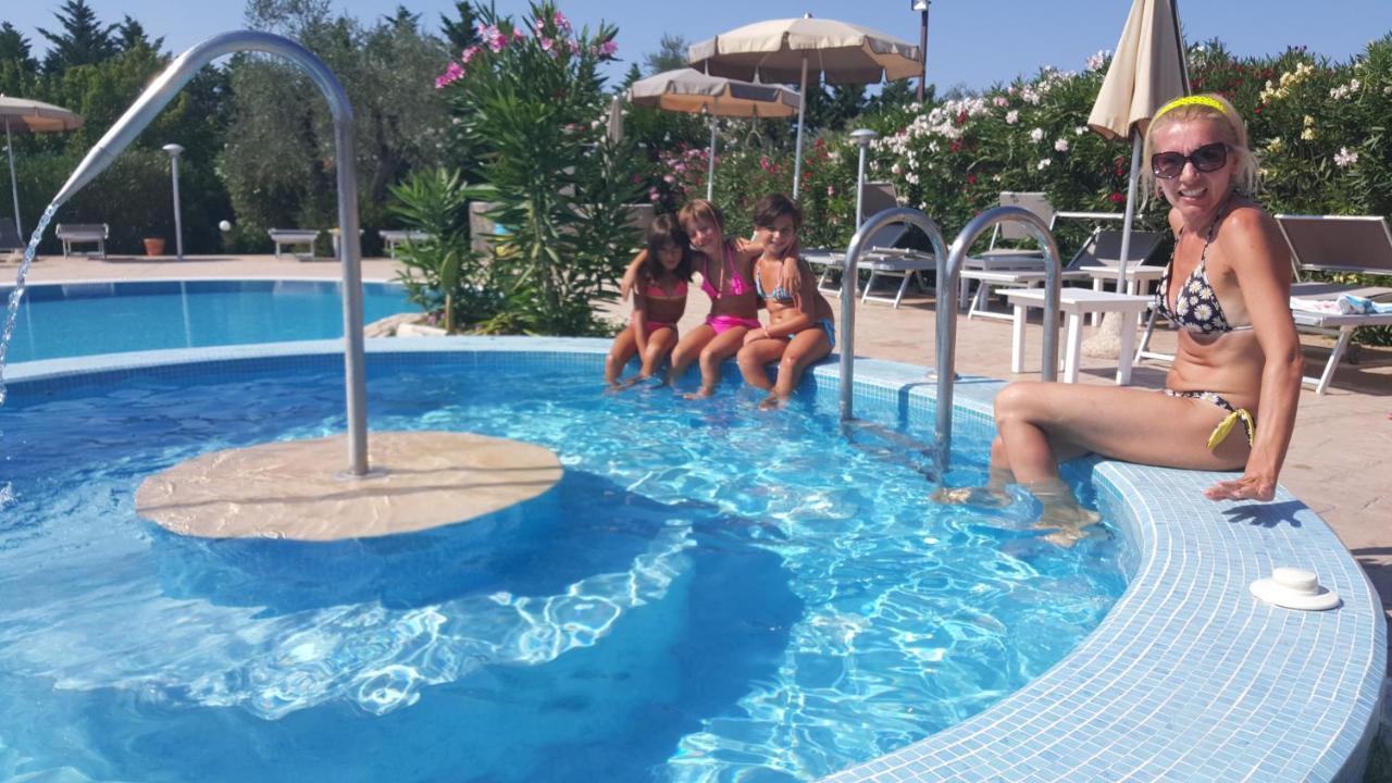 Agriturismo I Tesori Del Sud Vieste, Puglia 外观 照片